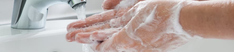 Des mains hydratées pour éviter gerçures et crevasses – L'Express